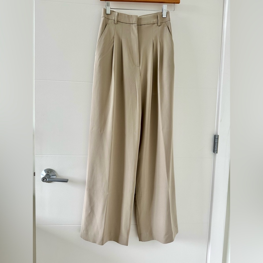 H&M Cream Taupe High Waist Wideleg Dress Pants Trousers US 0 XS